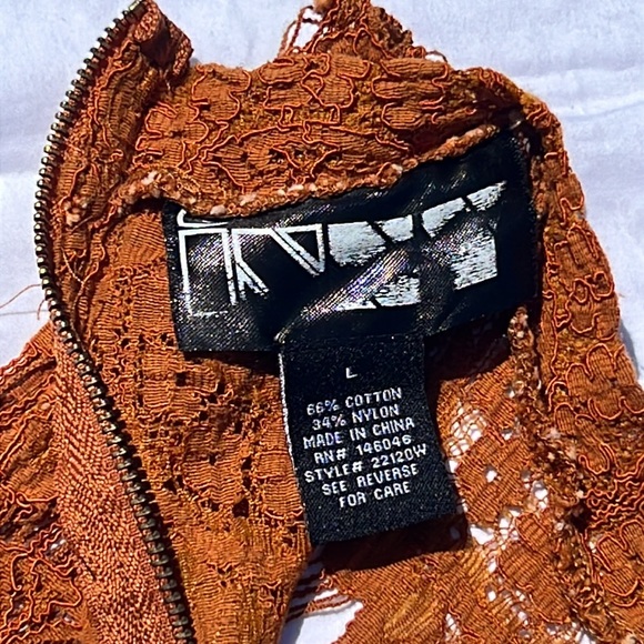 Lace Open Back Crop Top Women Size Large Sleeveless Burnt Orange Blouse - Picture 8 of 15